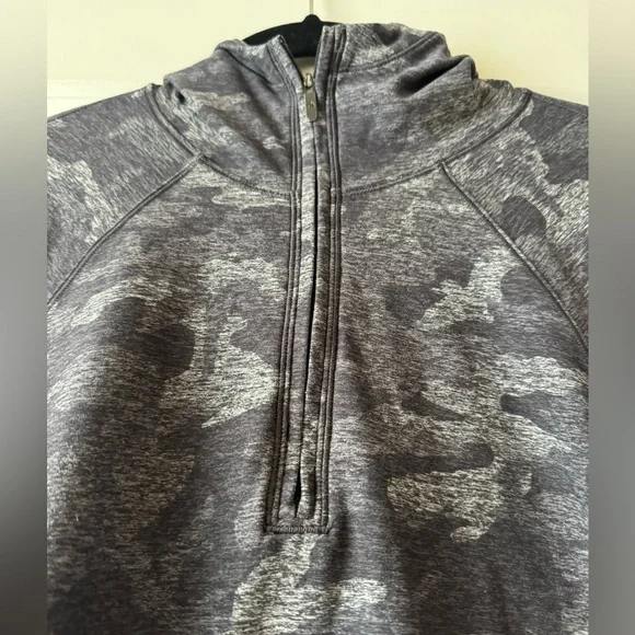 LILULEMON Warm Stabilizer 1/2 Zip Hoodie - Picture 6 of 11